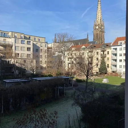 Patama Karli - Zentrales City-feeling Nahe Suedvorstadt, Uniklinik, Zoo Mit Balkon Und Wlan Kostenlos