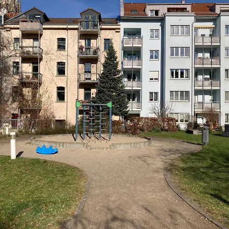 Patama Karli - Zentrales City-feeling Nahe Suedvorstadt, Uniklinik, Zoo Mit Balkon Und Wlan Kostenlos *