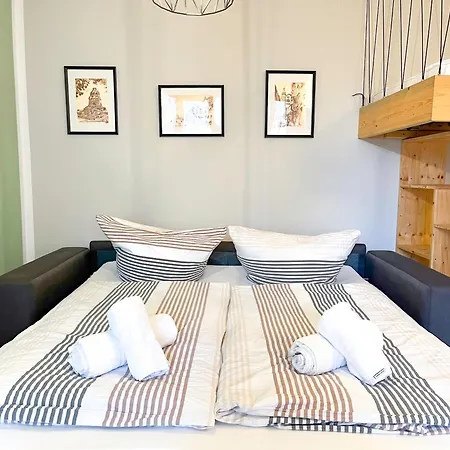 Patama Karli - Zentrales City-feeling Nahe Suedvorstadt, Uniklinik, Zoo Mit Balkon Und Wlan Kostenlos * Leipzig