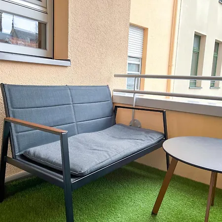 Apartment Patama Karli - Zentrales City-feeling Nahe Suedvorstadt, Uniklinik, Zoo Mit Balkon Und Wlan Kostenlos Leipzig